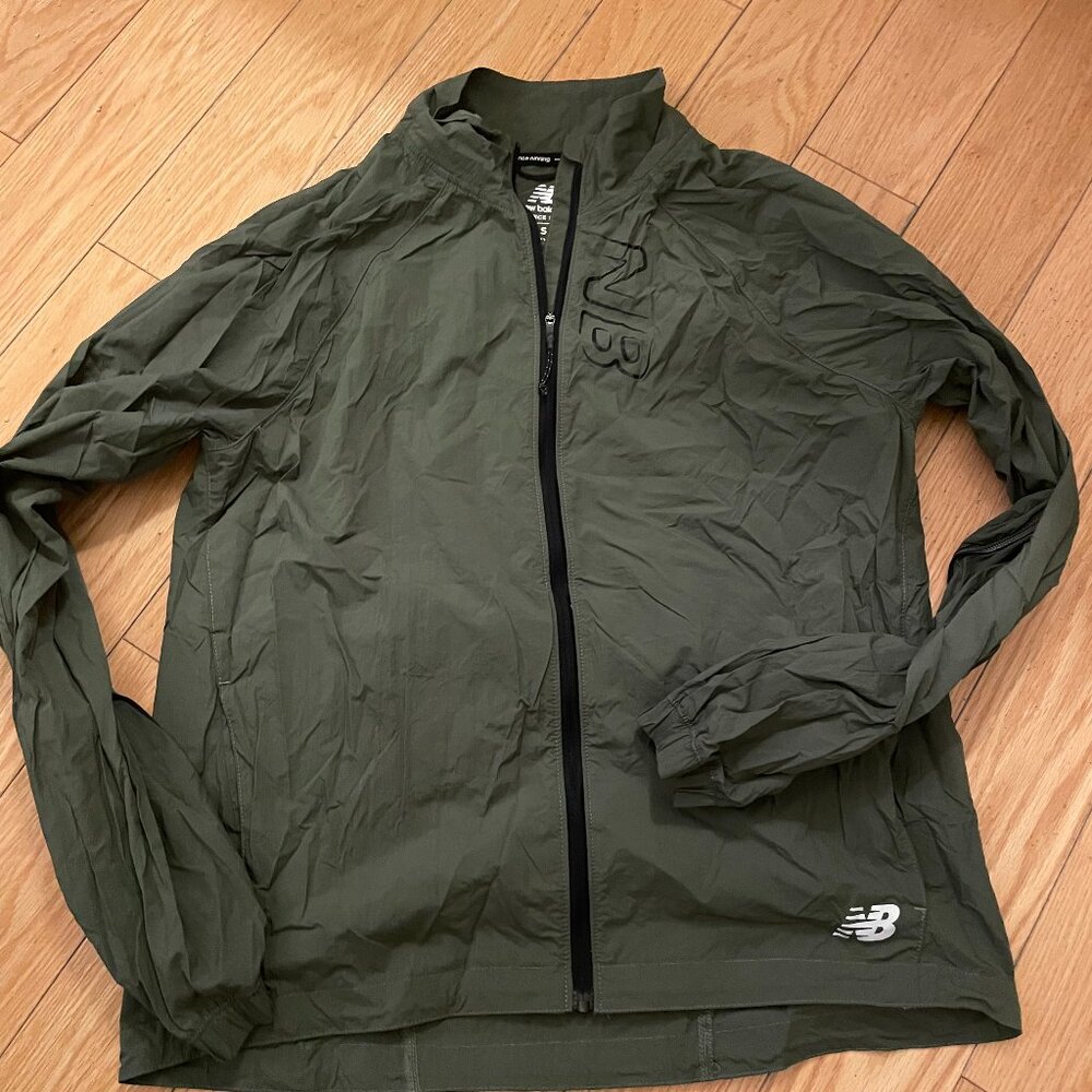new balance lightweight impact packable running jacket
